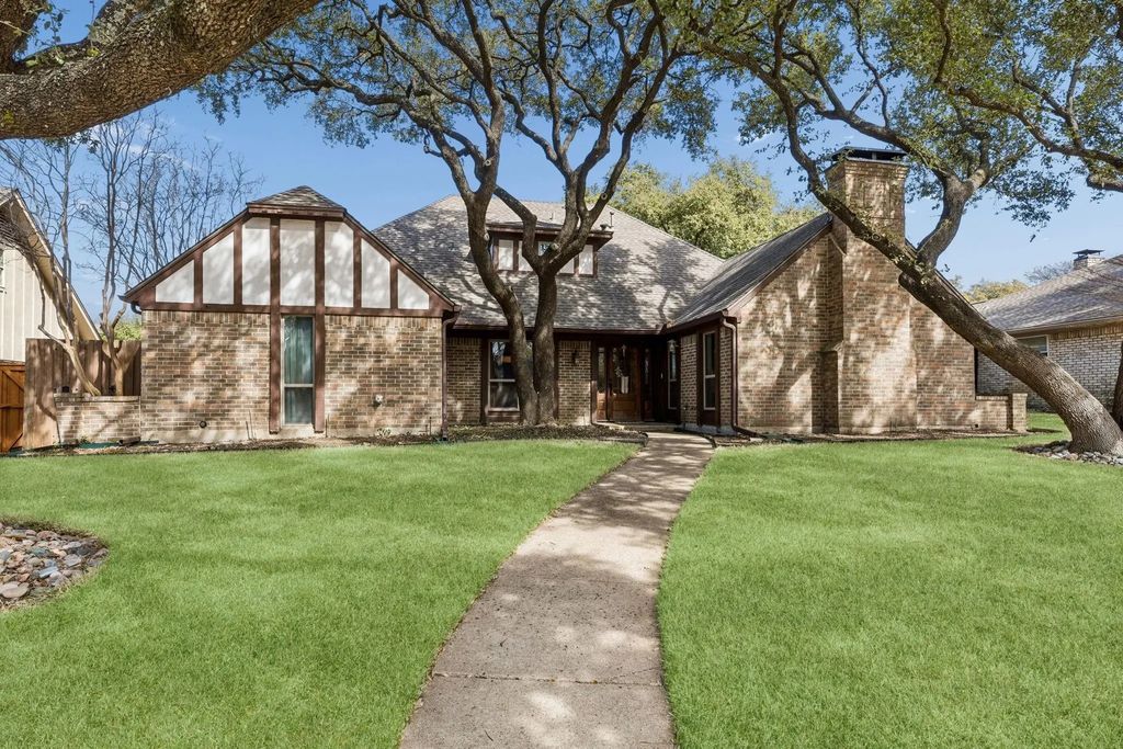 7 Bunker Hill, Richardson