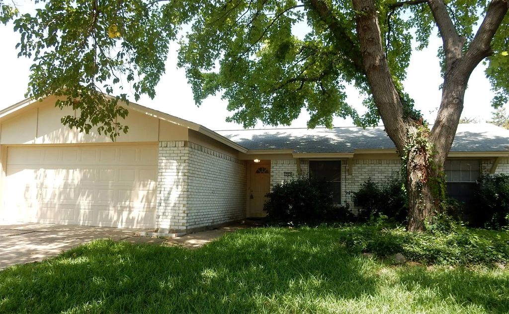 1925 Coleta Place, Garland