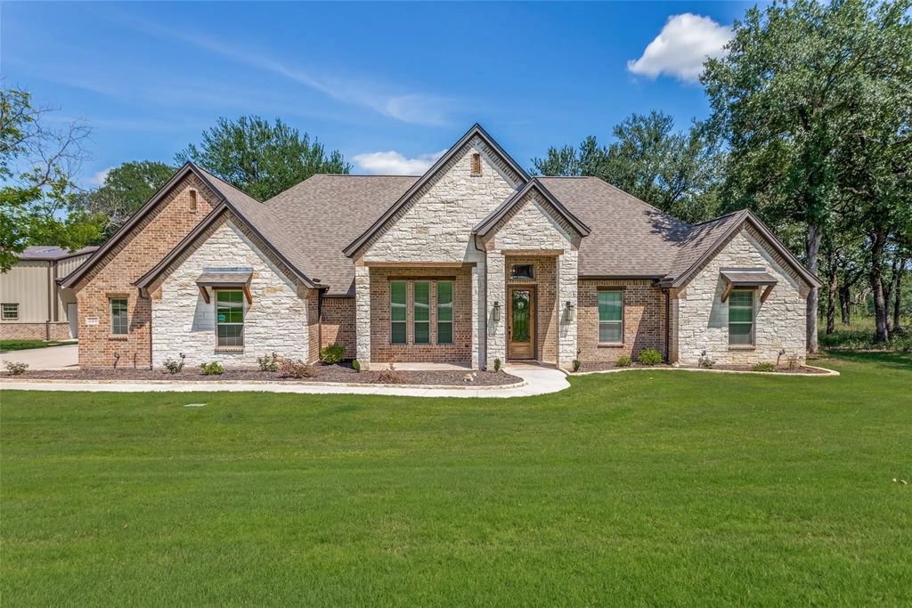 221 Greene Road, Weatherford