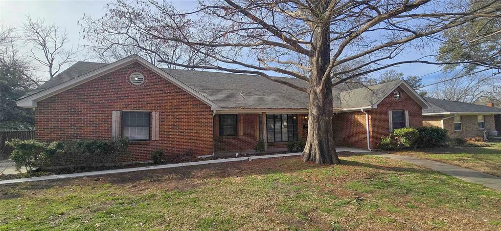 3605 Wren Avenue, Fort Worth
