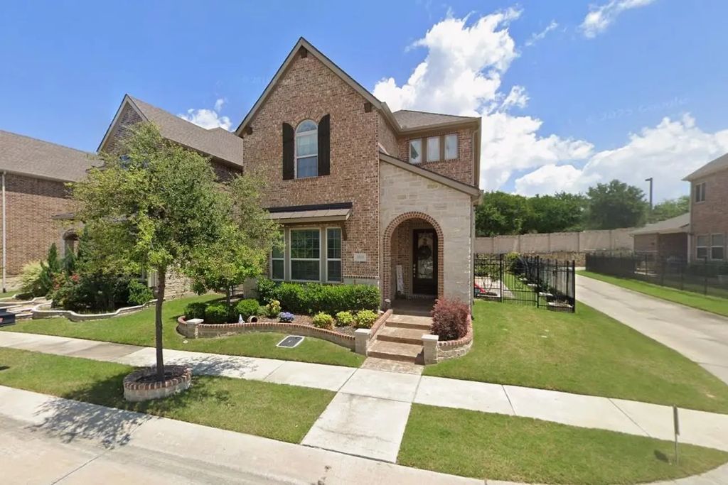 3019 Ivy Hill Lane, Irving