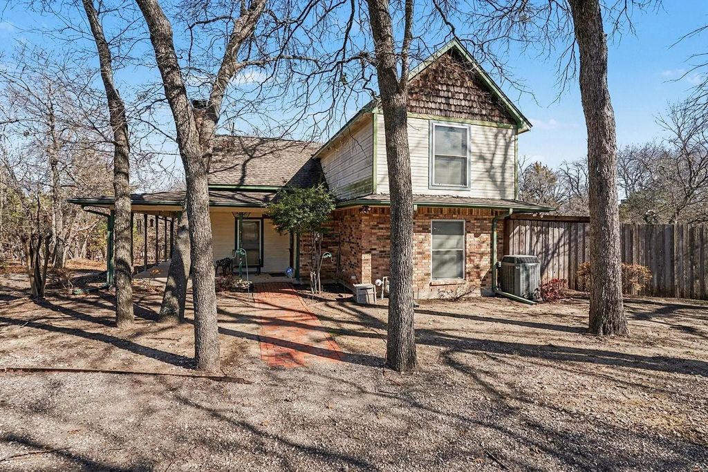 7 Brian Place, Pecan Hill
