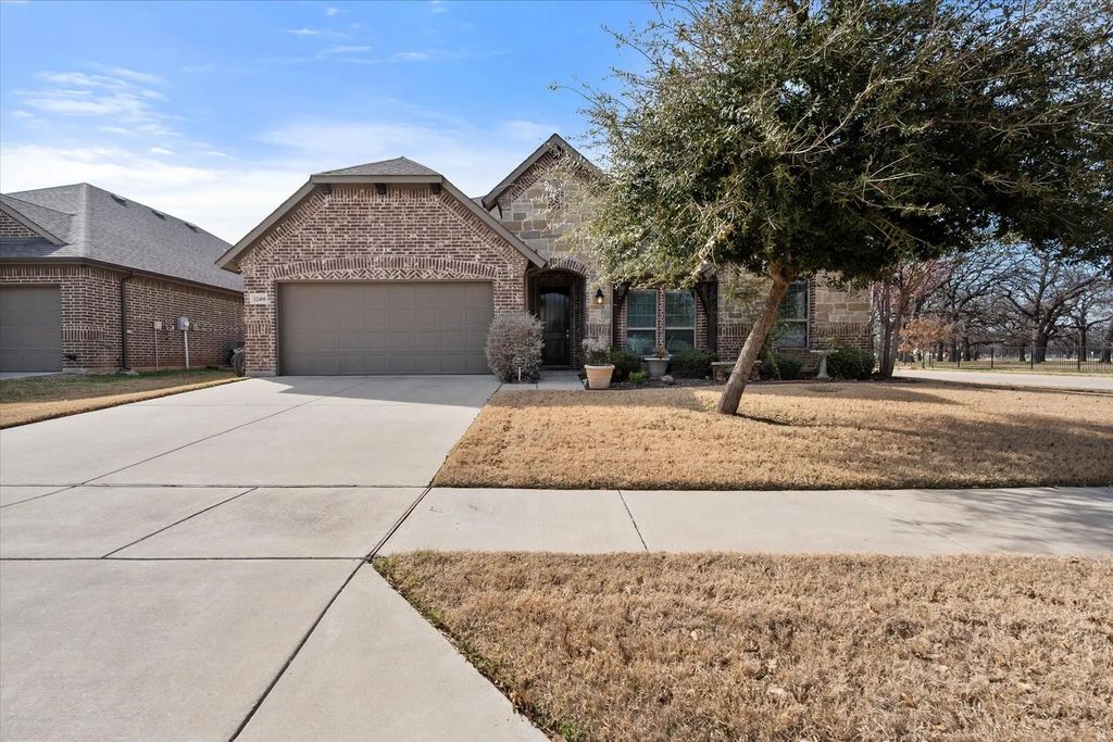 12400 Charter Creek Drive, Fort Worth