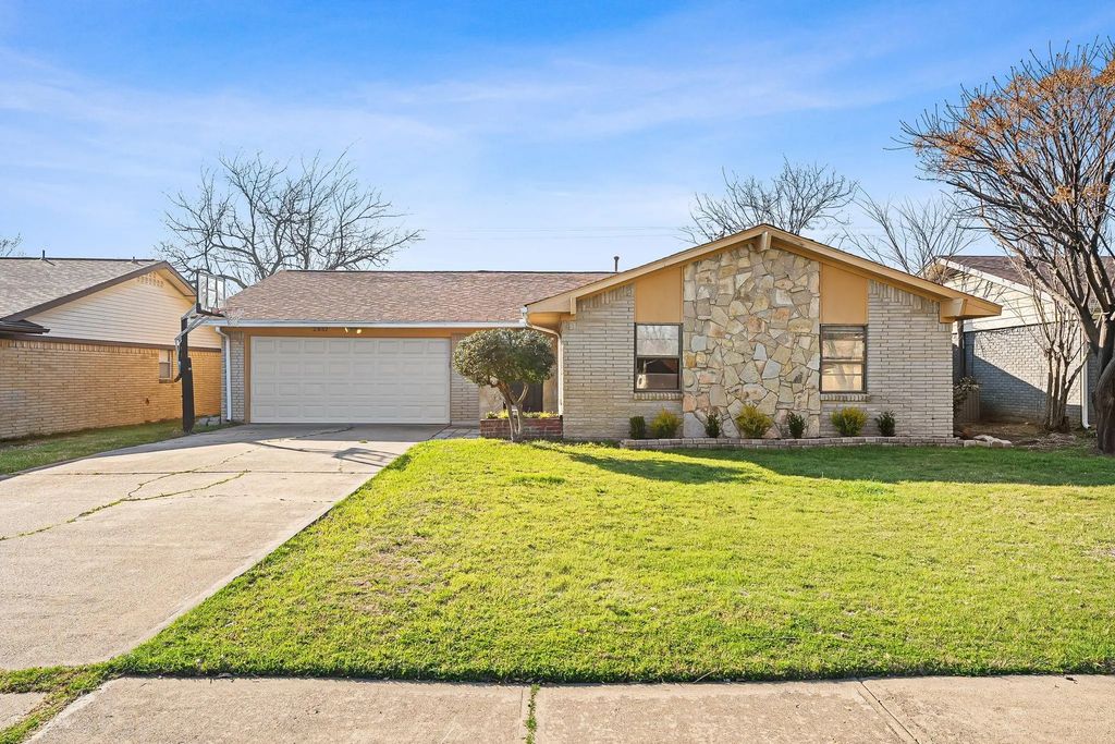 2832 Laramie Street, Irving