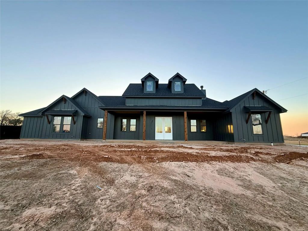 1365 Old Decatur Road, Decatur