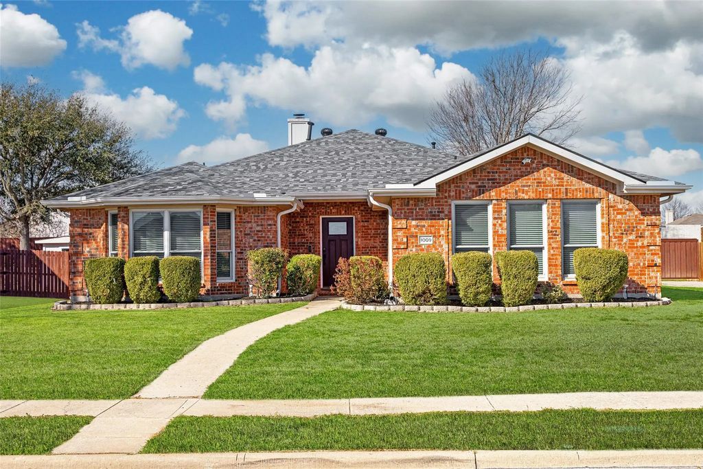 1009 Chesterfield Drive, Murphy