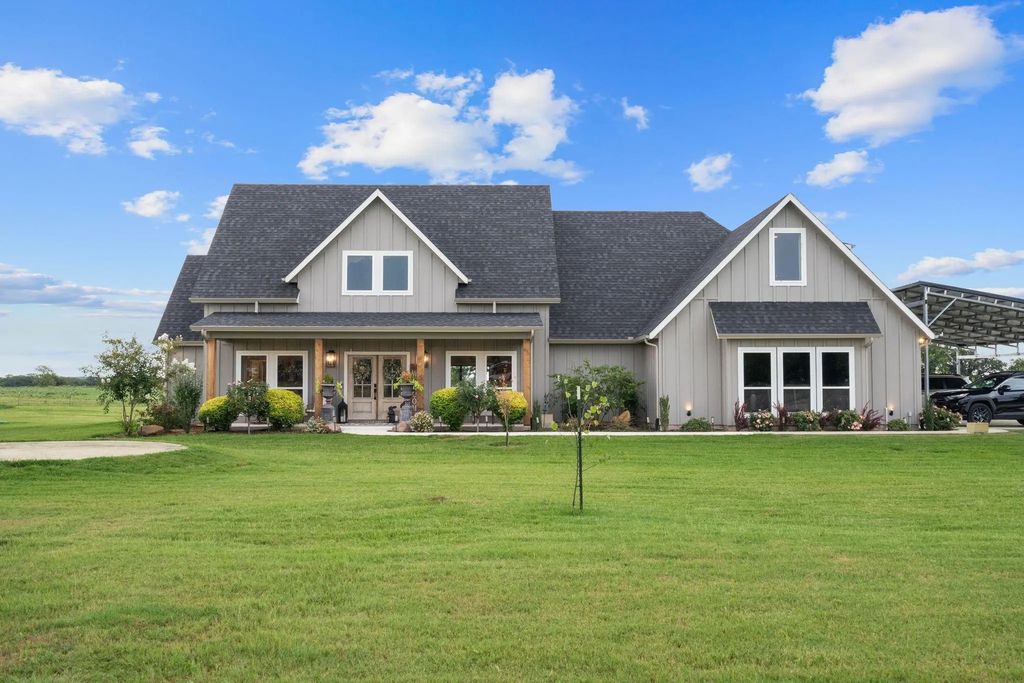 109 County Road 2696, Alvord