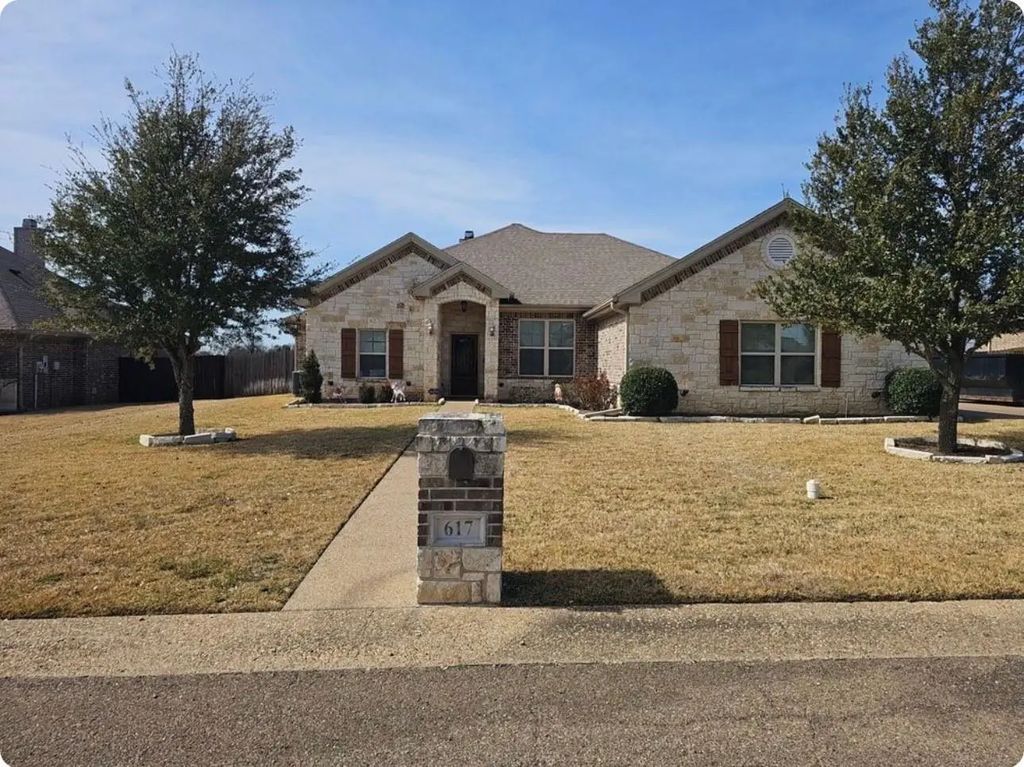 617 Christina Drive, Robinson
