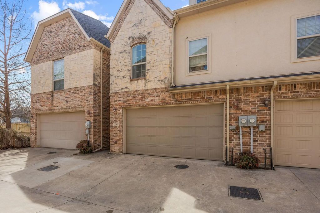 2205 Apollonia Lane, Dallas