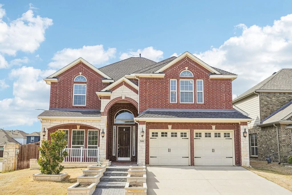 9401 Chuparosa Drive, Fort Worth