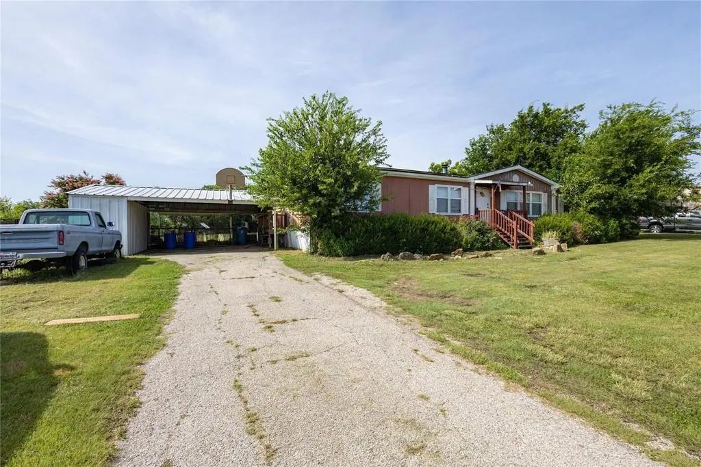 6217 Friesian Drive, Godley