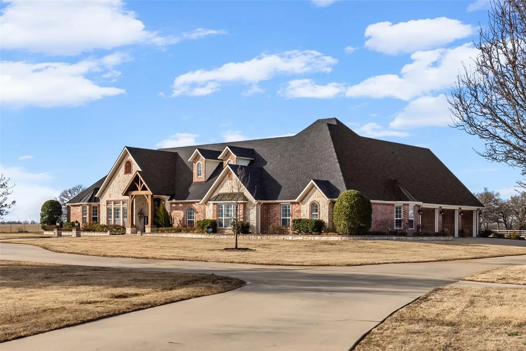 2560 County Road 4708, Sulphur Springs