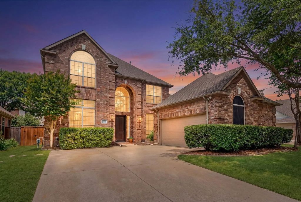 1506 Hunters Creek Drive, McKinney