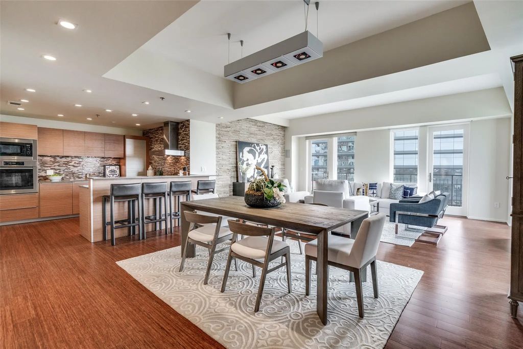 4611 Travis Street 809a, Dallas