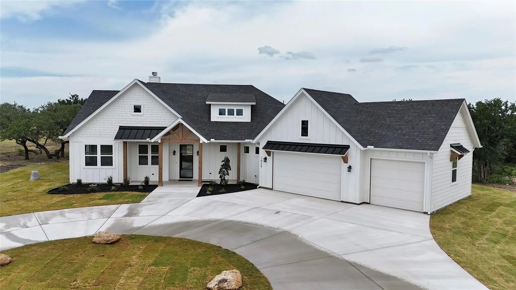 1025 Sabrina Court, Weatherford