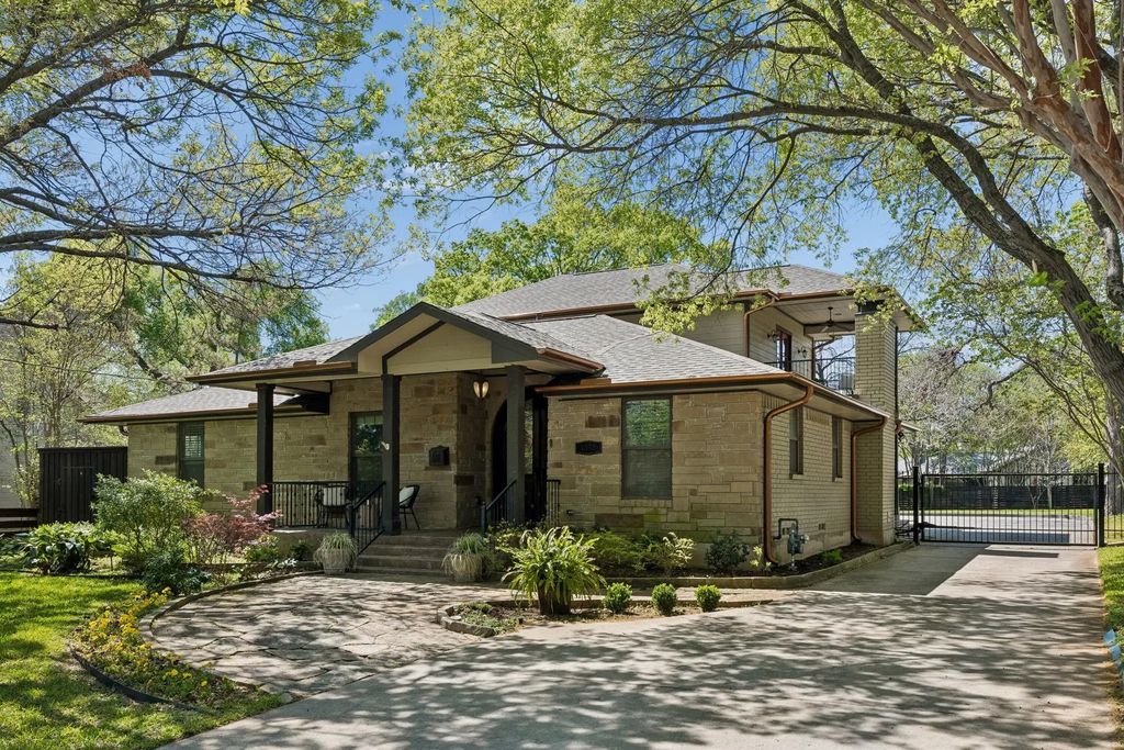 1572 Stemmons Avenue, Dallas