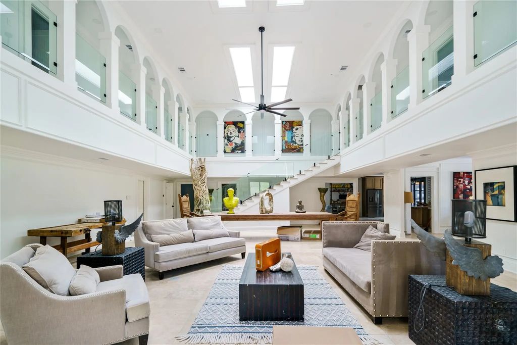 3507 Brookline Lane, Farmers Branch