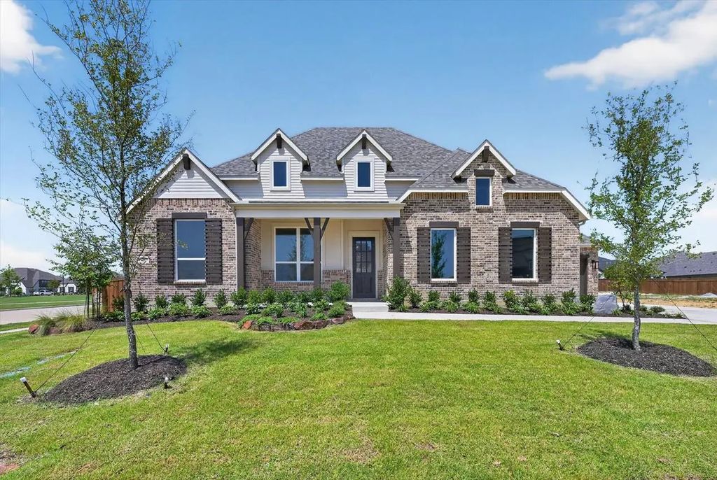 2802 Cedar Ridge, Sherman
