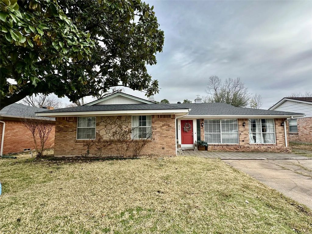 3920 Savannah Drive, Garland