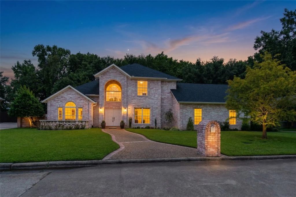209 Turnberry Circle, Mount Pleasant