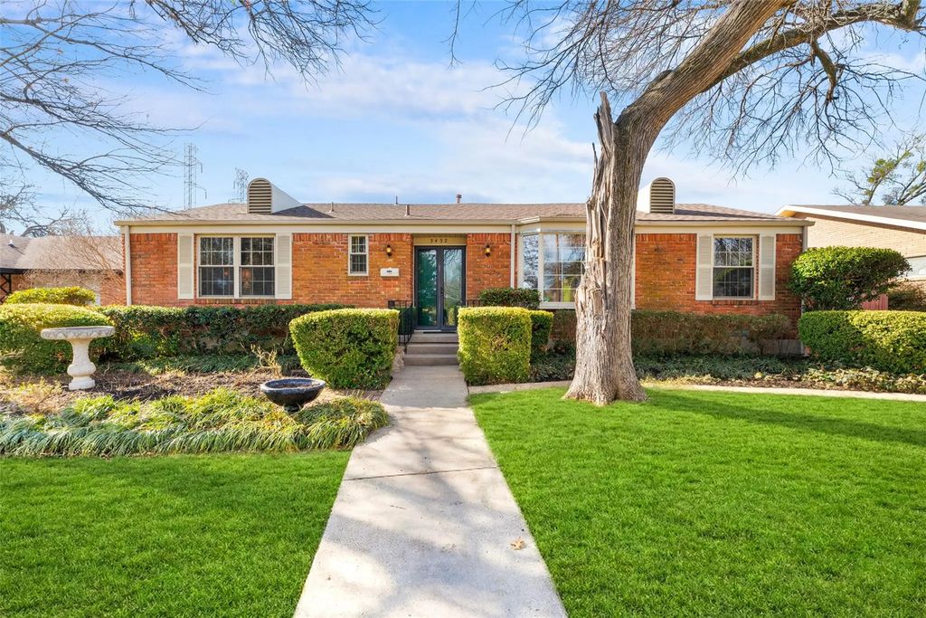 3432 Mapleleaf Lane, Dallas