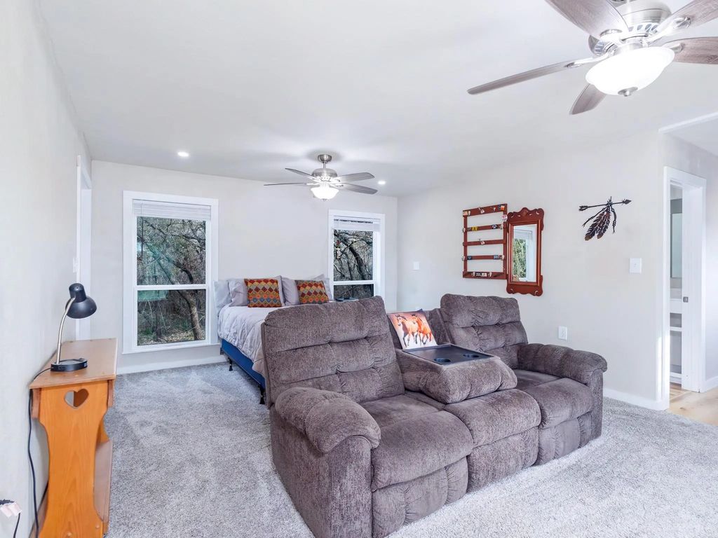 6853 Jordan Lane, Brownwood