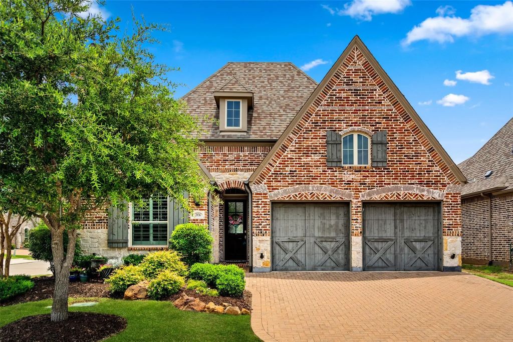 2836 Montreaux, The Colony