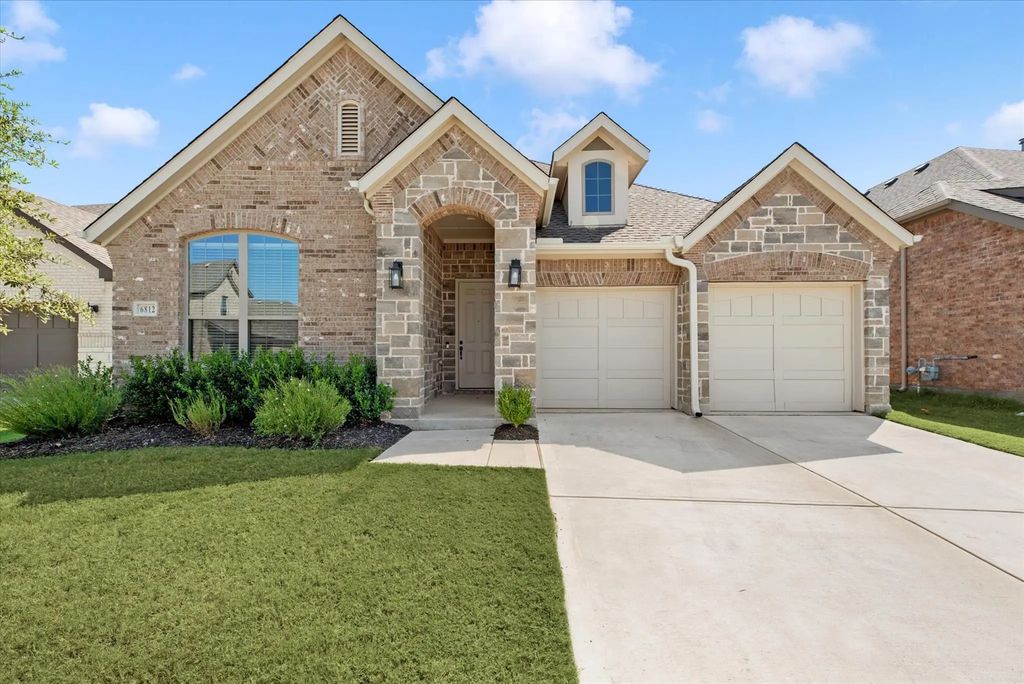 6812 Switchback Trail, North Richland Hills