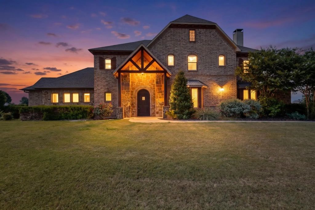 4651 High Point Drive, Celina