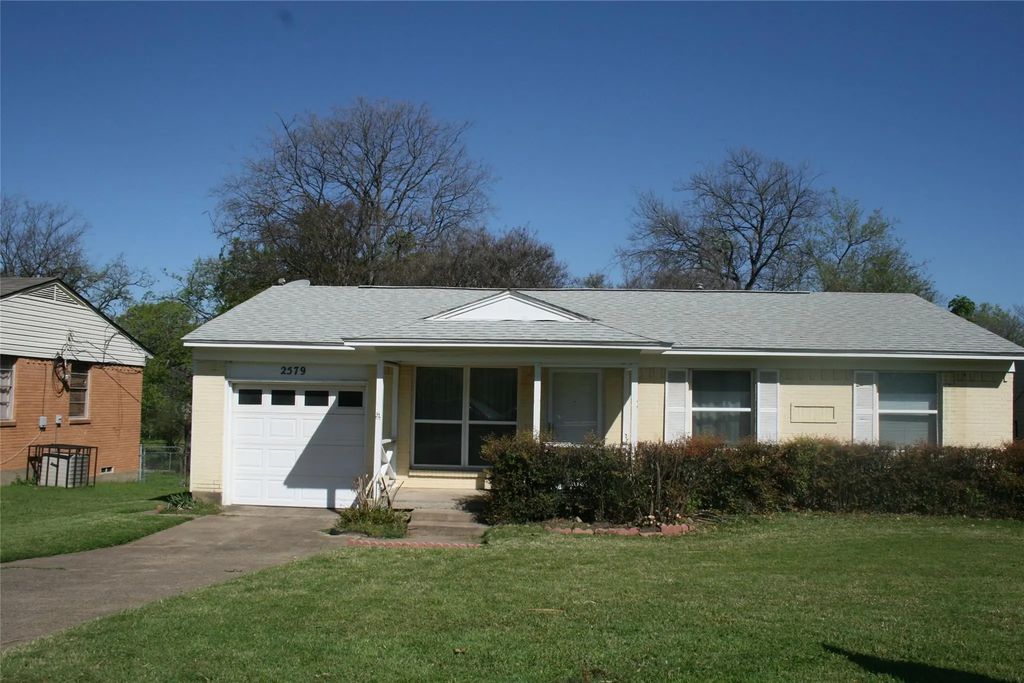 2579 Springvale Drive, Farmers Branch
