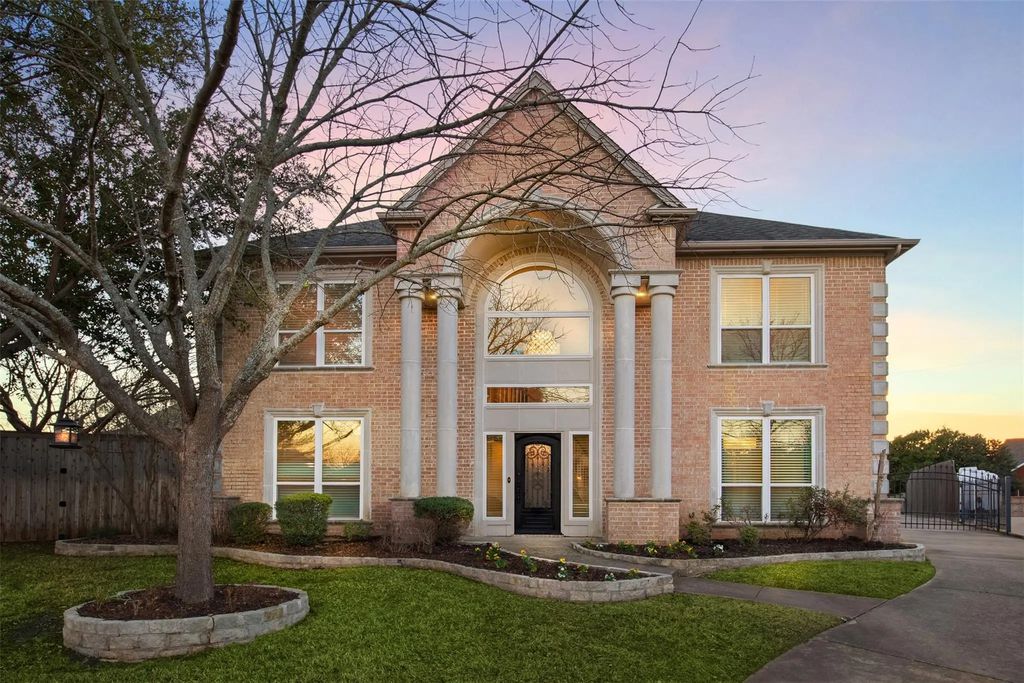 7804 Baywood Court, North Richland Hills