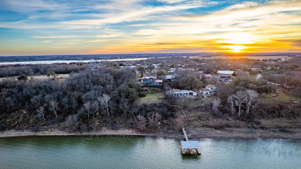 109 Arrowhead, Comanche
