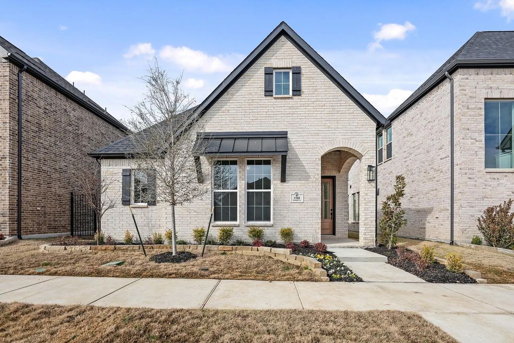 1508 Sandhill Lane, Celina