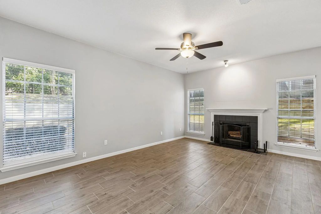 8600 Coppertowne Lane 1806, Dallas
