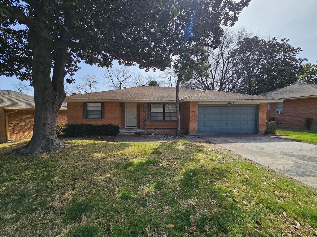 1016 Indian Creek Trail, Dallas