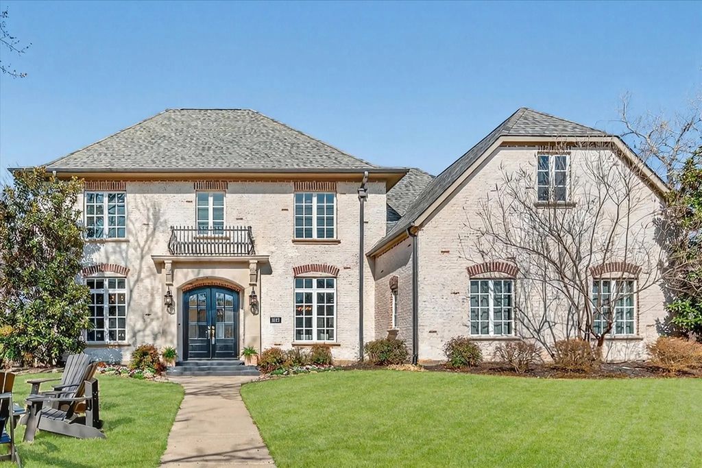 1823 Southpark Drive, Arlington