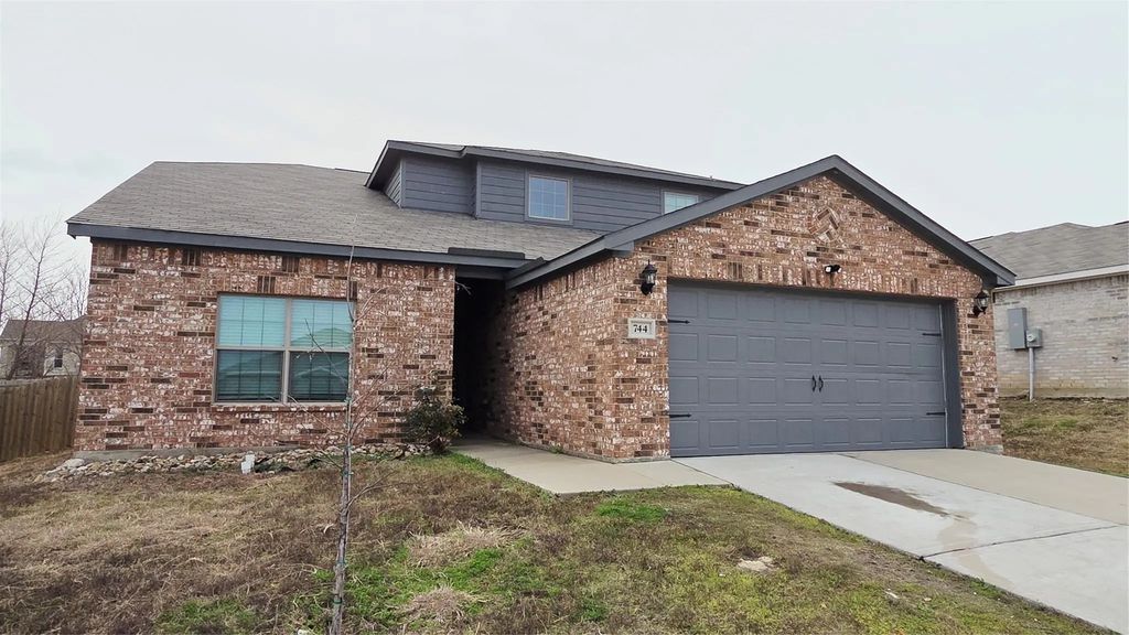 744 Keeneland Drive, Seagoville