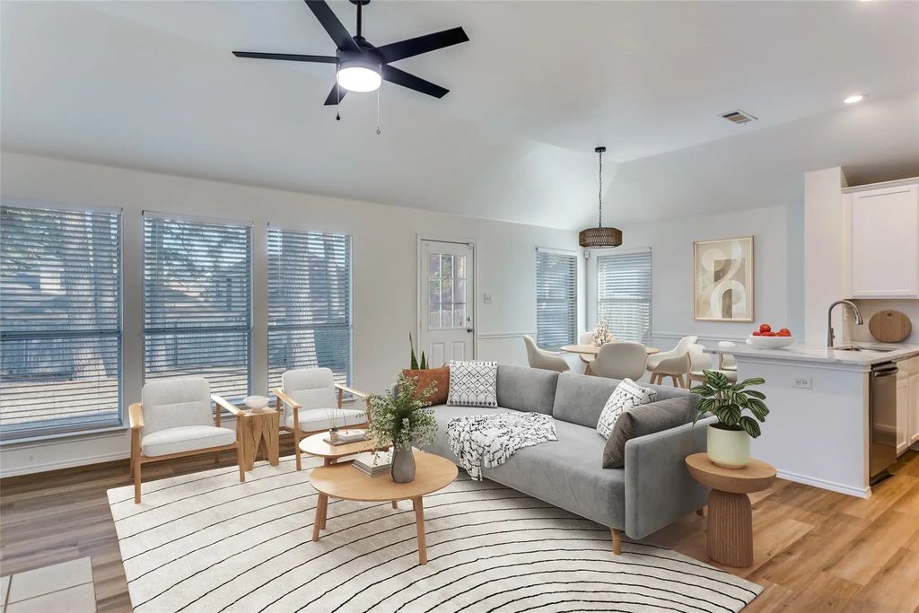 533 Lowery Oaks Trail, Fort Worth