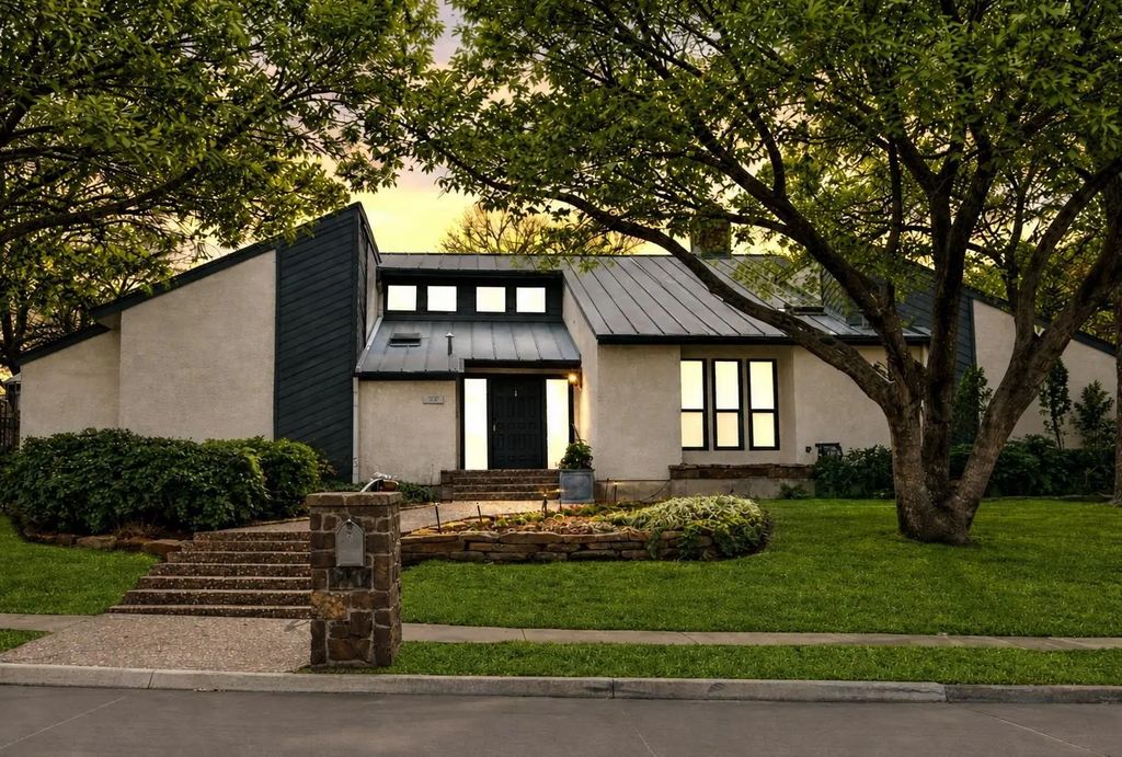1117 Travis Circle S, Irving