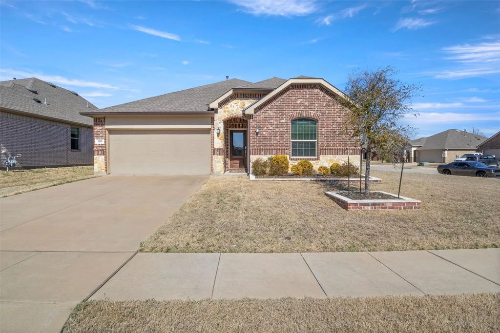 1210 Forest Haven Drive, Anna