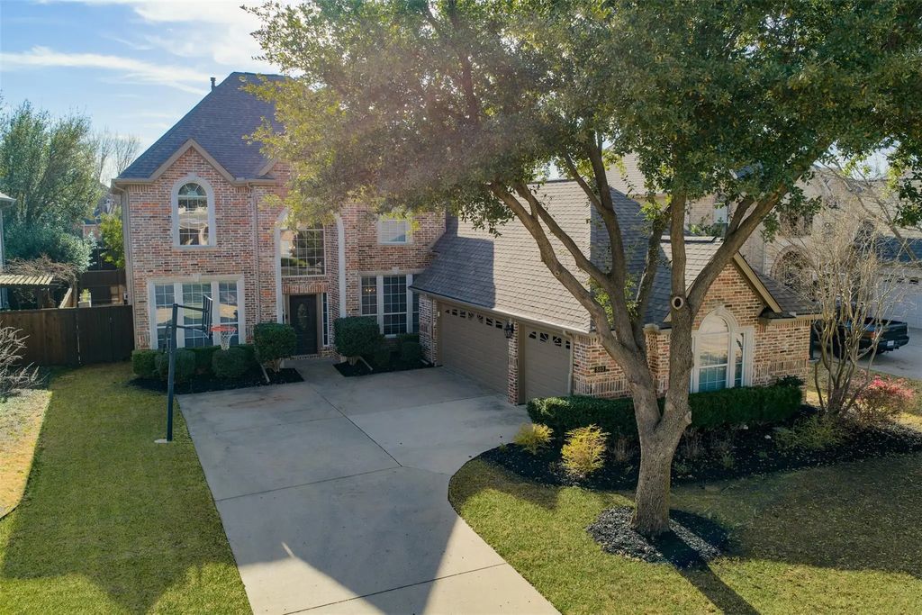 803 Shady Meadow Drive, Highland Village