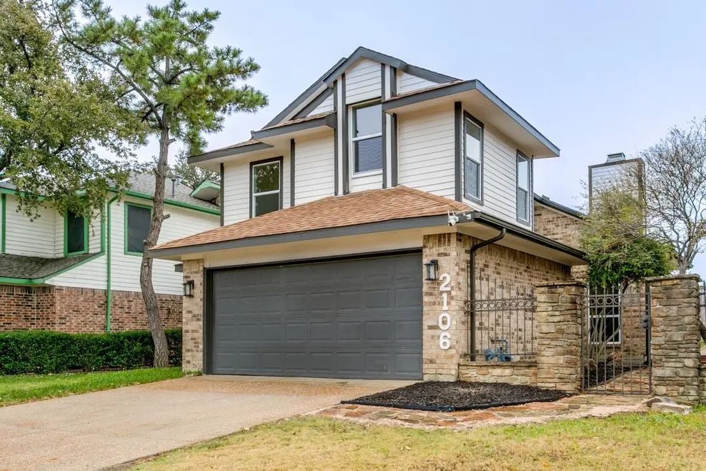 2106 Avignon Drive, Carrollton