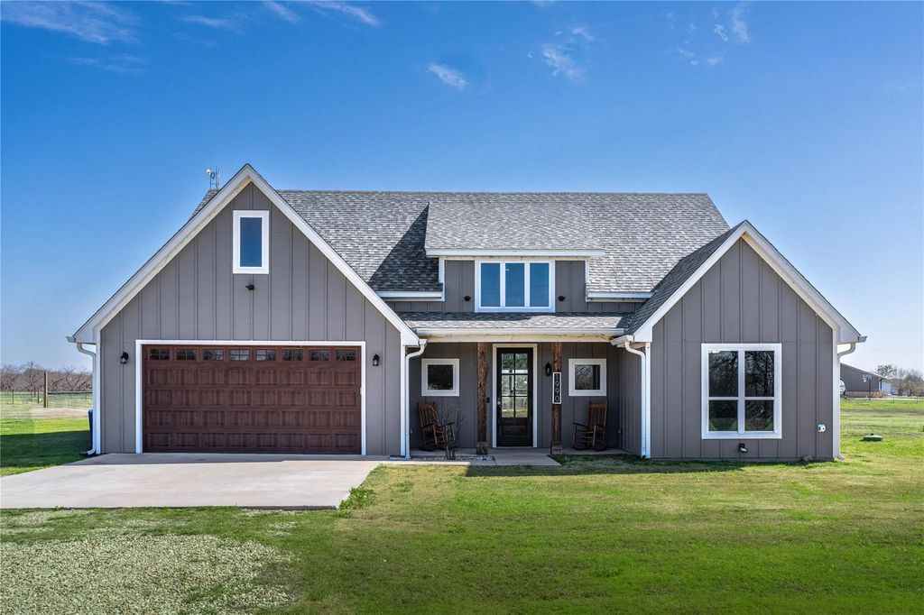 1990 Sommerfeld Drive, Waco
