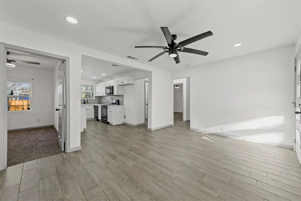 1209 Glenwood Drive, Irving
