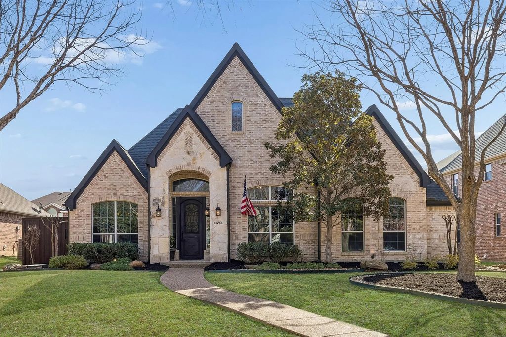 13266 Grayhawk Boulevard, Frisco
