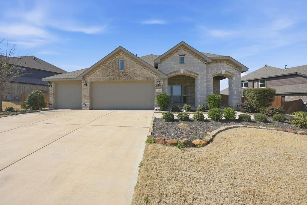 3209 Rosewood Drive, Glenn Heights