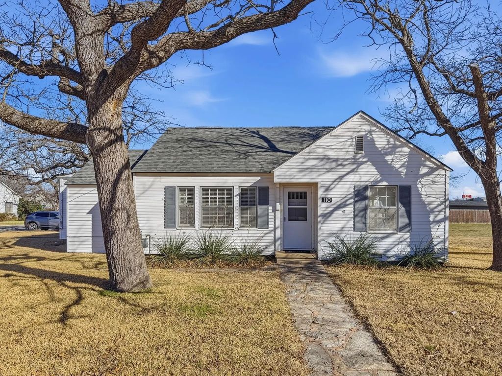 110 N Bouldin Street, Hamilton
