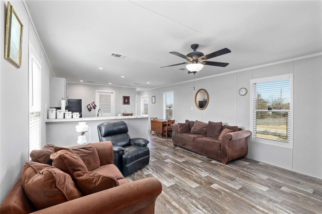 6608 County Road 551, Brownwood