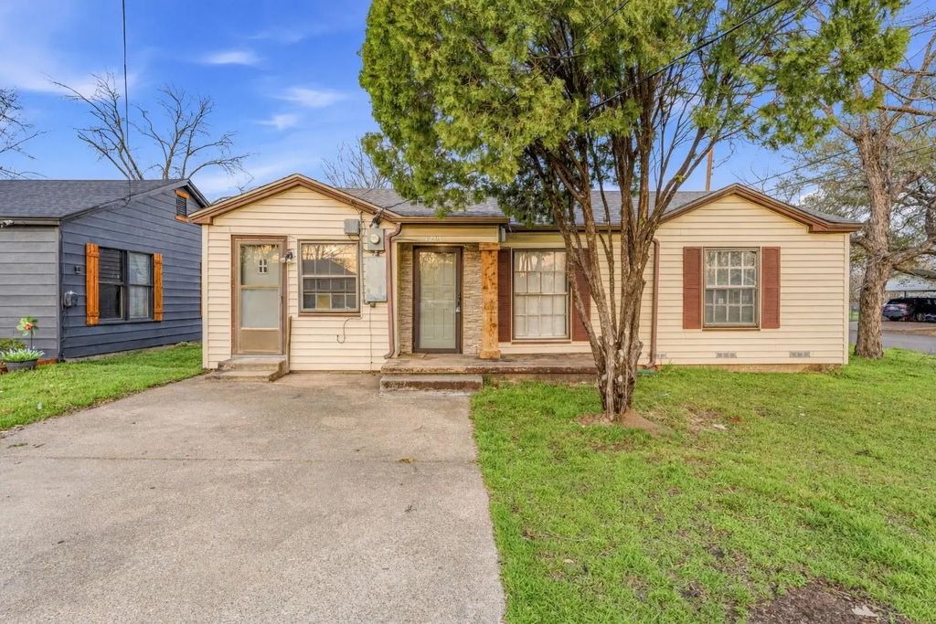 1201 La Vega Street, Waco