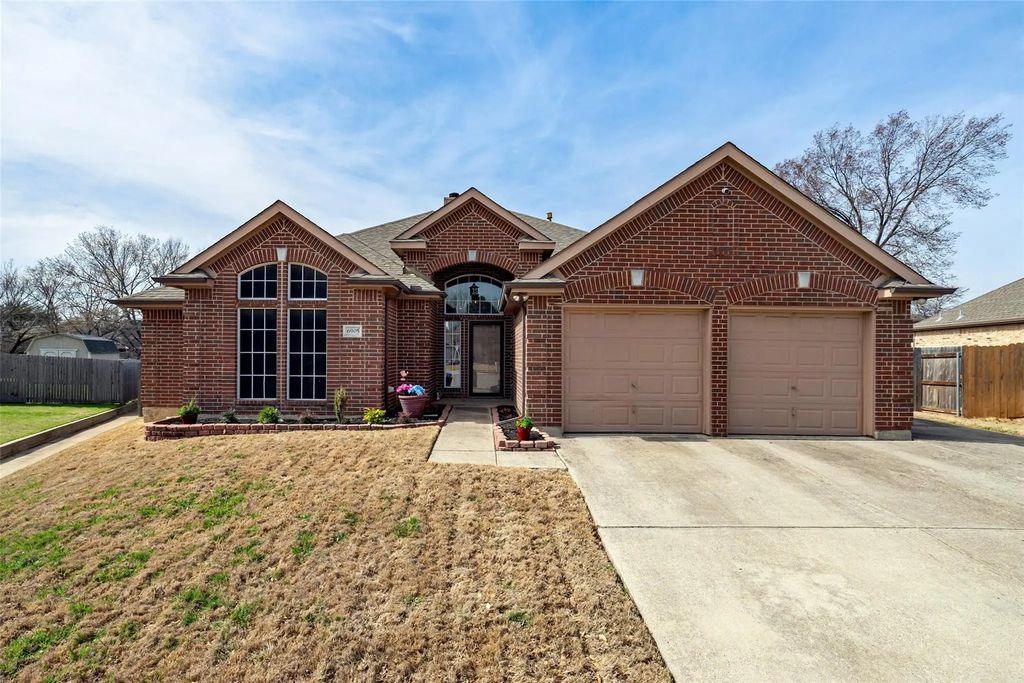 6905 Herman Jared Drive, North Richland Hills